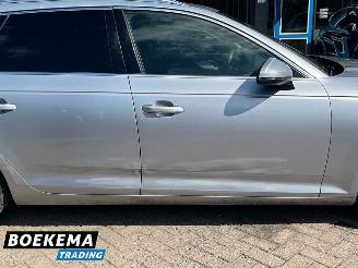 Audi A4 Avant 2.0 TDI Sport Automaat Navigatie Climate-Control picture 13