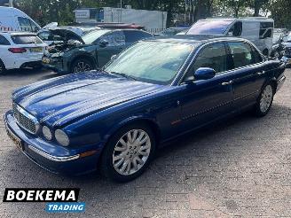 Jaguar XJ 4.2 V8 Executive 298pk Automaat Memory Navi Cruise picture 4