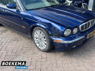 Jaguar XJ 4.2 V8 Executive 298pk Automaat Memory Navi Cruise picture 5