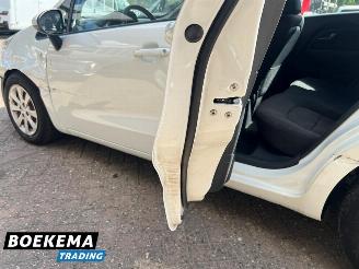 Kia Rio 1.2 CVVT Comfort Pack Navi Airco Cruise picture 12