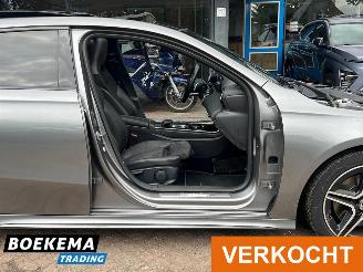 Mercedes A-klasse 220 Premium Plus 190PK AMG Automaat Panorma Camera picture 10