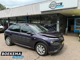 damaged passenger cars Citroën C4 cactus 1.2 e-VTi Business Automaat Camera Navigatie Cruise 2015/6