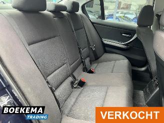 BMW 3-serie 318i Executive Cruise Clima Xenon picture 14