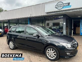 skadebil auto Hyundai I-30 CW 1.6i 125PK i-Motion Cruise Clima Trekhaak 2011/6