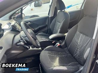 Peugeot 208 1.2 e-VTi Active Automaat Cruise Airco picture 20