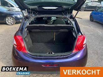 Peugeot 208 1.2 e-VTi Active Automaat Cruise Airco picture 23