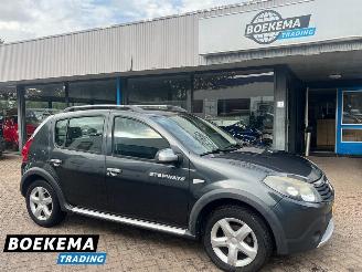 krockskadad bil auto Dacia Sandero 1.6 Stepway Airco Elektrische Ramen 2010/10