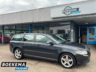 damaged passenger cars Volvo V-50 2.0 Advantage 145PK Navi Airco Cruise-Control 2010/7