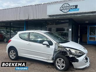 damaged passenger cars Peugeot 207 1.4 VTi XS Pack Clima Elektrische Ramen 2009/3