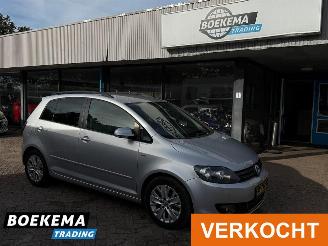 skadebil auto Volkswagen Golf plus 1.6 TDI Highline DSG Stoelverwarming Trekhaak 2013/5