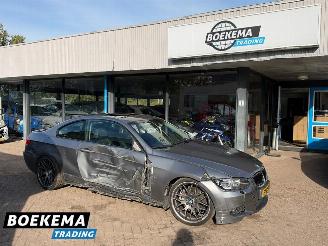 skadebil auto BMW 3-serie 325i M-Sport Coupe Keyless Memory Navigatie Cruise 2006/9