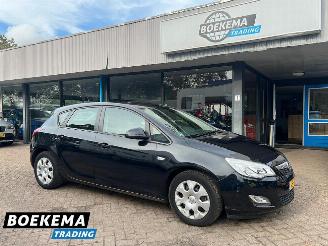 Voiture accidenté Opel Astra 1.3 CDTi S/S Edition Cruise Airco NAP 2012/1