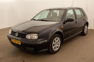 begagnad bil bedrijf Volkswagen Golf 1.8 5V Trendline 1998/3