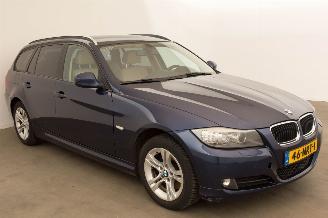 BMW 3-serie 320i Automaat Leer Motorschade Business Line picture 2