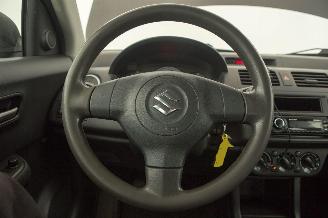 Suzuki Swift 1.3 Airco Cool picture 8