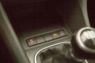 Volkswagen Golf 1.6 TDI Navi picture 18