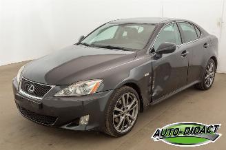 Unfallwagen Lexus IS 220d 114.980km Clima Navi 2009/3