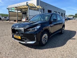 krockskadad bil auto BMW iX1 EDrive 20 67KWH 2024/11