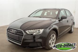 Unfallwagen Audi A3 1.0 TFSI Leer 2019/9