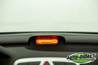 Peugeot 307 CC 2.0-16V Motorschade picture 7