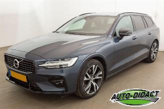 Auto incidentate Volvo V-60 2.0 B4 Motor schade Autom Clima Navi Leder R-Design 2020/10