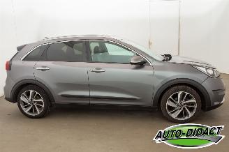 Kia Niro 1.6 Automaat Clima Navi Leder Camera picture 42