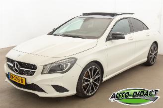 skadebil auto Mercedes Cla-klasse 200 Automaat Airco Pano Navi 2015/8