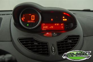 Renault Twingo 1.2-16V 66.591 km Airco Collection picture 7