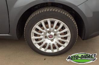 Fiat Punto 1.2 Pop Airco picture 26