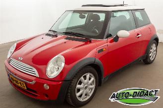 skadebil auto Mini Cooper 1.6 Cooper Airco Pano Pepper 2003/8