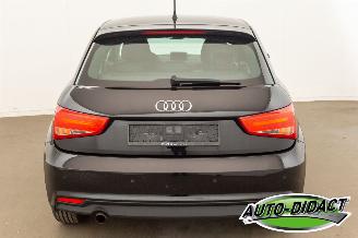 Audi A1 1.0 TFSI Airco Navi picture 35