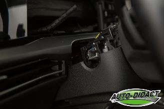 Volkswagen Golf 1.5 eTSI Automaat R-Line Business picture 7