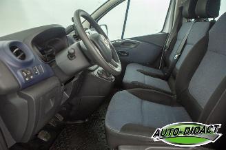 Opel Vivaro 1.6 CDTI L2H1 Airco 6persoons Navi DC Sport EcoFlex picture 27