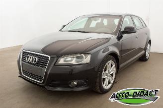 Audi A3 1.6 TDI Clima Navi Leder picture 1