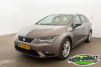 damaged passenger cars Seat Leon 1.6 TDI Clima Navi Camera Style Connect Ecomotive 2016/10