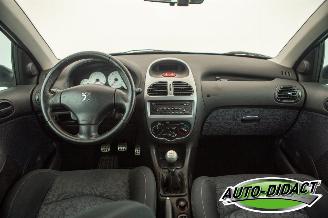Peugeot 206 SW 1.6-16V Quiksilver Airco picture 19