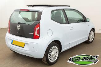 Volkswagen Up! 1.0 high up! Airco Pano BlueMotion picture 4