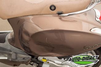 Vespa  Primavera 9644 km picture 18