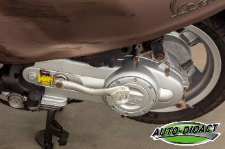 Vespa  Primavera 9644 km picture 15