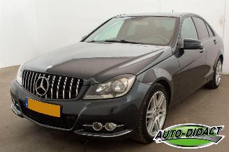 skadebil auto Mercedes C-klasse 180 CDI Airco Navi 2013/8