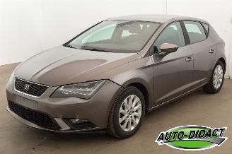 Voiture accidenté Seat Leon 1.6 TDI Clima Navi 2015/1