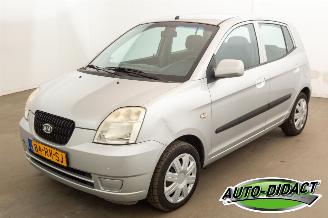 Voiture accidenté Kia Picanto 1.0 LXE Airco 2005/4