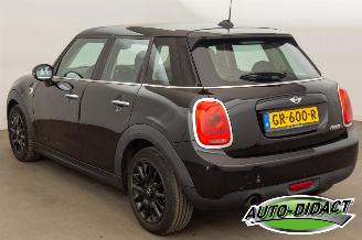 Mini Cooper 1.5 Airco Navi Business picture 3