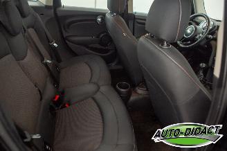 Mini Cooper 1.5 Airco Navi Business picture 21