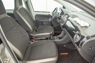 Volkswagen Up! 1.0 high up! 122.047 km Airco BlueMotion picture 14
