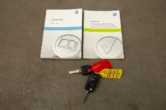 Volkswagen Up! 1.0 high up! 122.047 km Airco BlueMotion picture 21