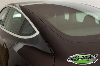 Tesla Model 3 Long Range Dual AWD picture 25