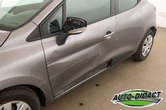 Renault Clio 1.2 picture 23