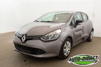Auto incidentate Renault Clio 1.2 2013/11
