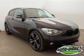 BMW 1-serie 114i Clima Navi picture 2
